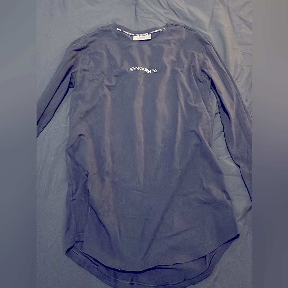 Vanquish longsleeve